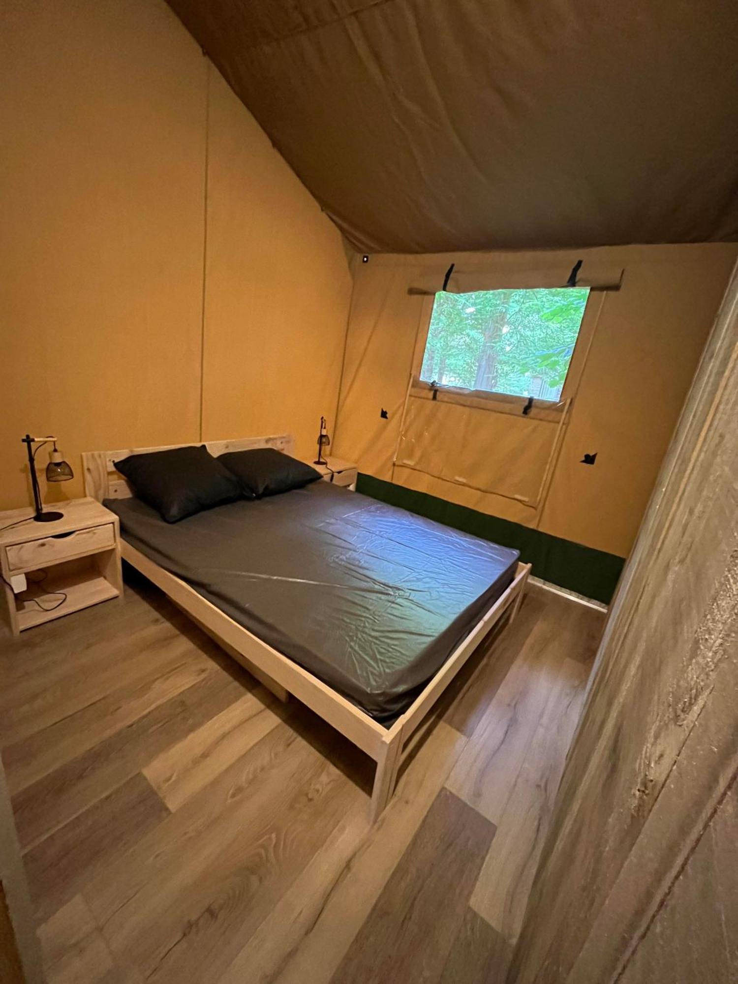Camping Le Convivial Foncène Exterior foto